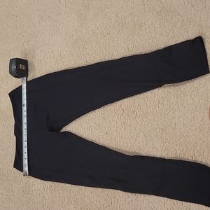 Lululemon leggings sz 10, pre owned condition